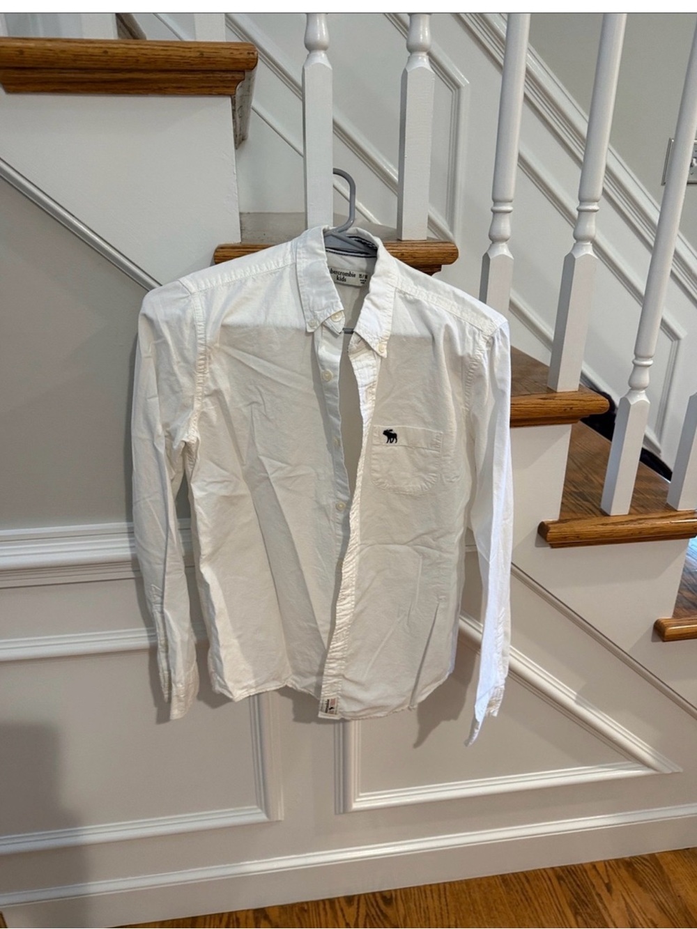 Abercrombie White Boy’s Button-Down Shirt with Logo 15/16